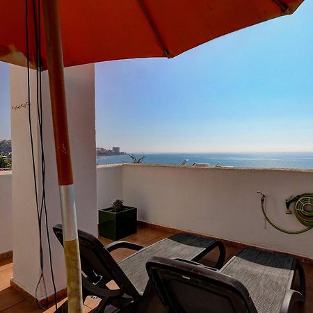 082 - Stunning Sea Views Beachfront Apartment ベナルマデナ エクステリア 写真