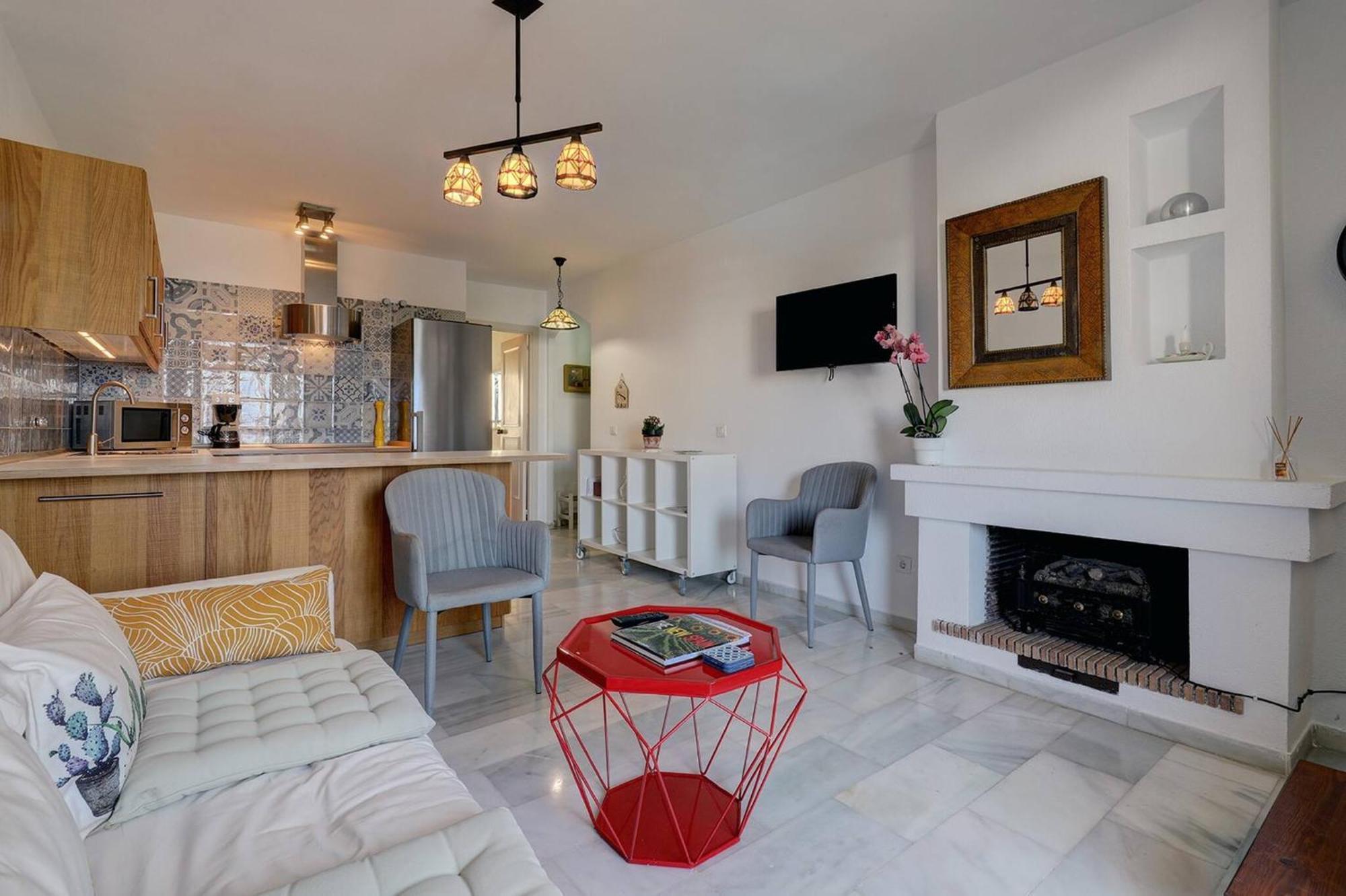 082 - Stunning Sea Views Beachfront Apartment ベナルマデナ エクステリア 写真